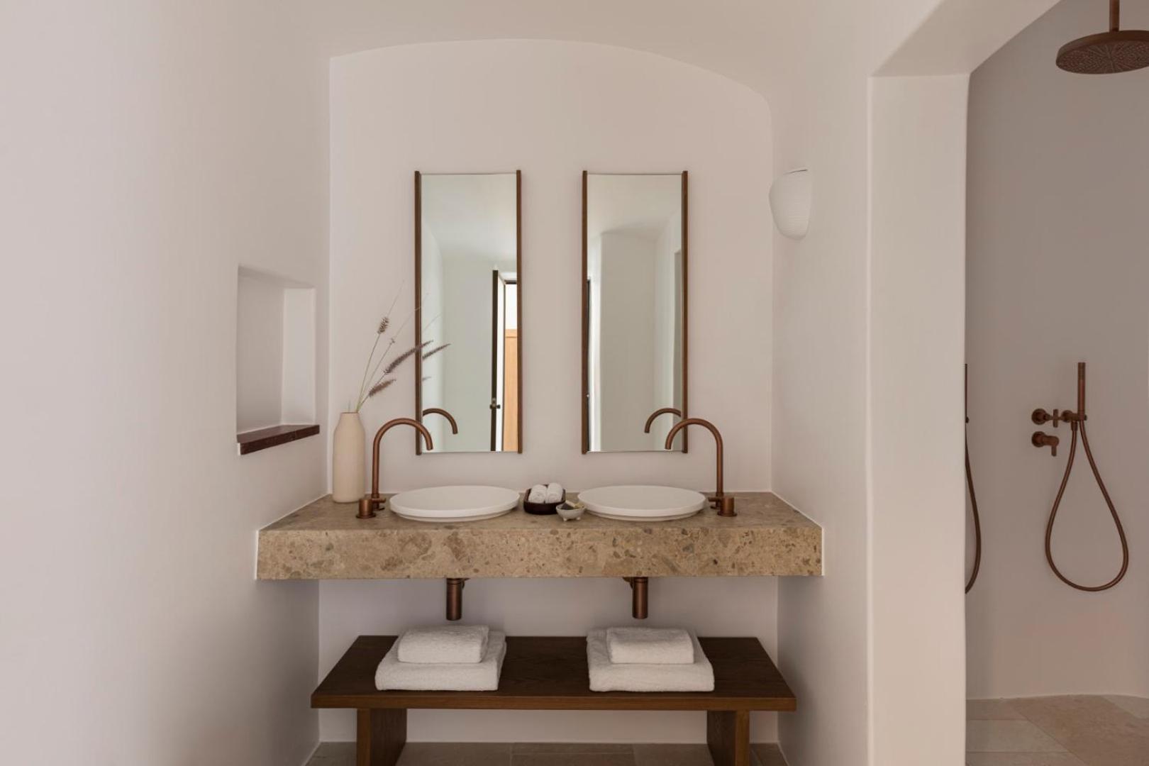 Canaves Ena - Small Luxury Hotels Of The World Oia  Exterior photo