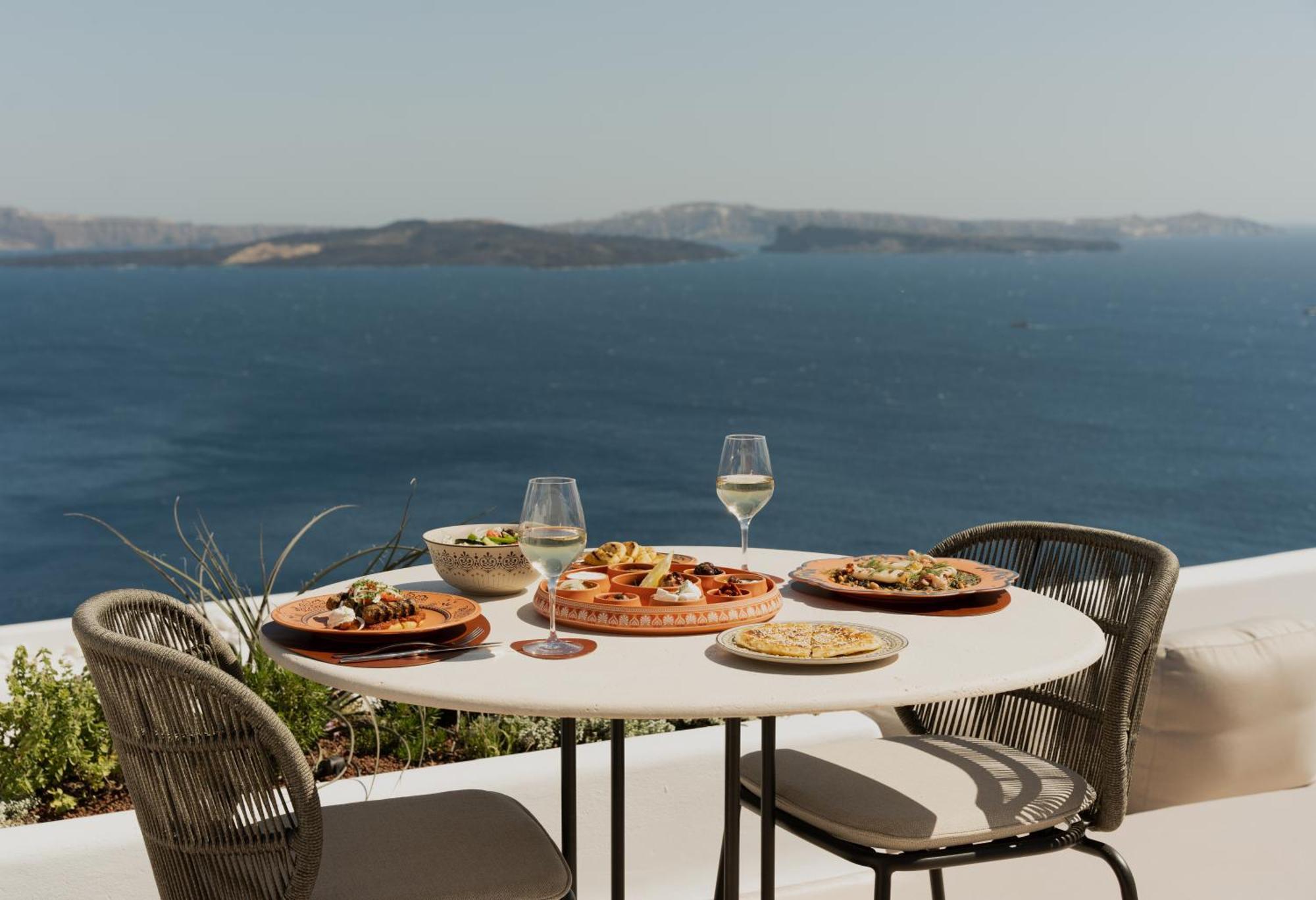 Canaves Ena - Small Luxury Hotels Of The World Oia  Exterior photo